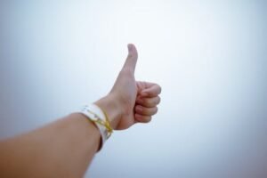Expectativas Saudáveis: O Estranho Equilíbrio Entre Sonhos e Realidade