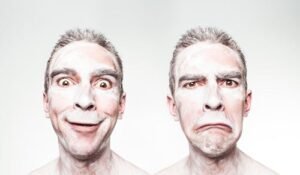 Pensamentos Extremados: Como o Equilíbrio Pode Transformar Sua Vida